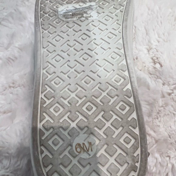 NIB TORY BURCH QUILTED JESSE -NAVY -SZ 6 - Picture 4 of 7